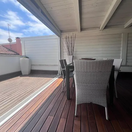 Rooftop Haven Apartment