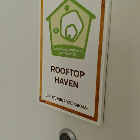 Rooftop Haven Apartment *